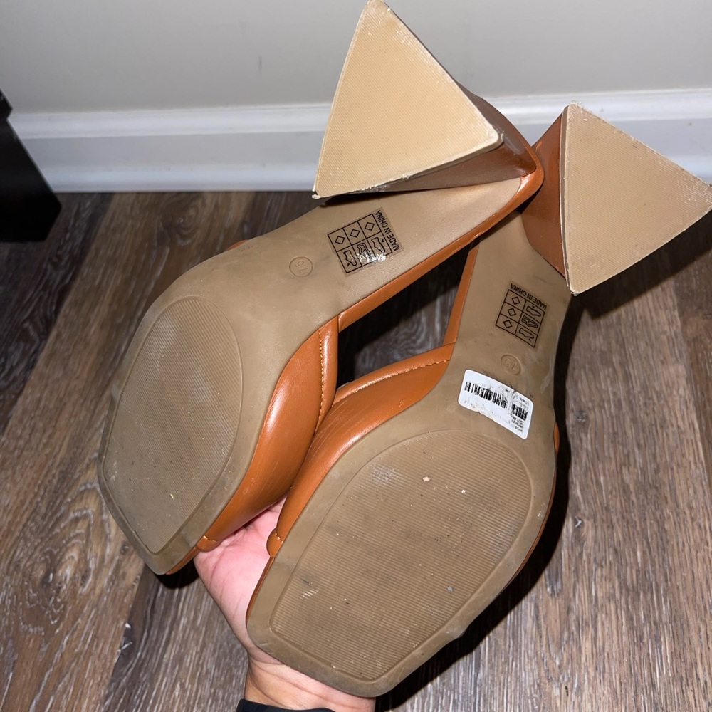 Some Triangle Block Kitten Heel - image 5